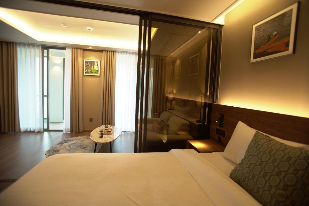 Sienna Ambassador Residence Busan Exterior photo